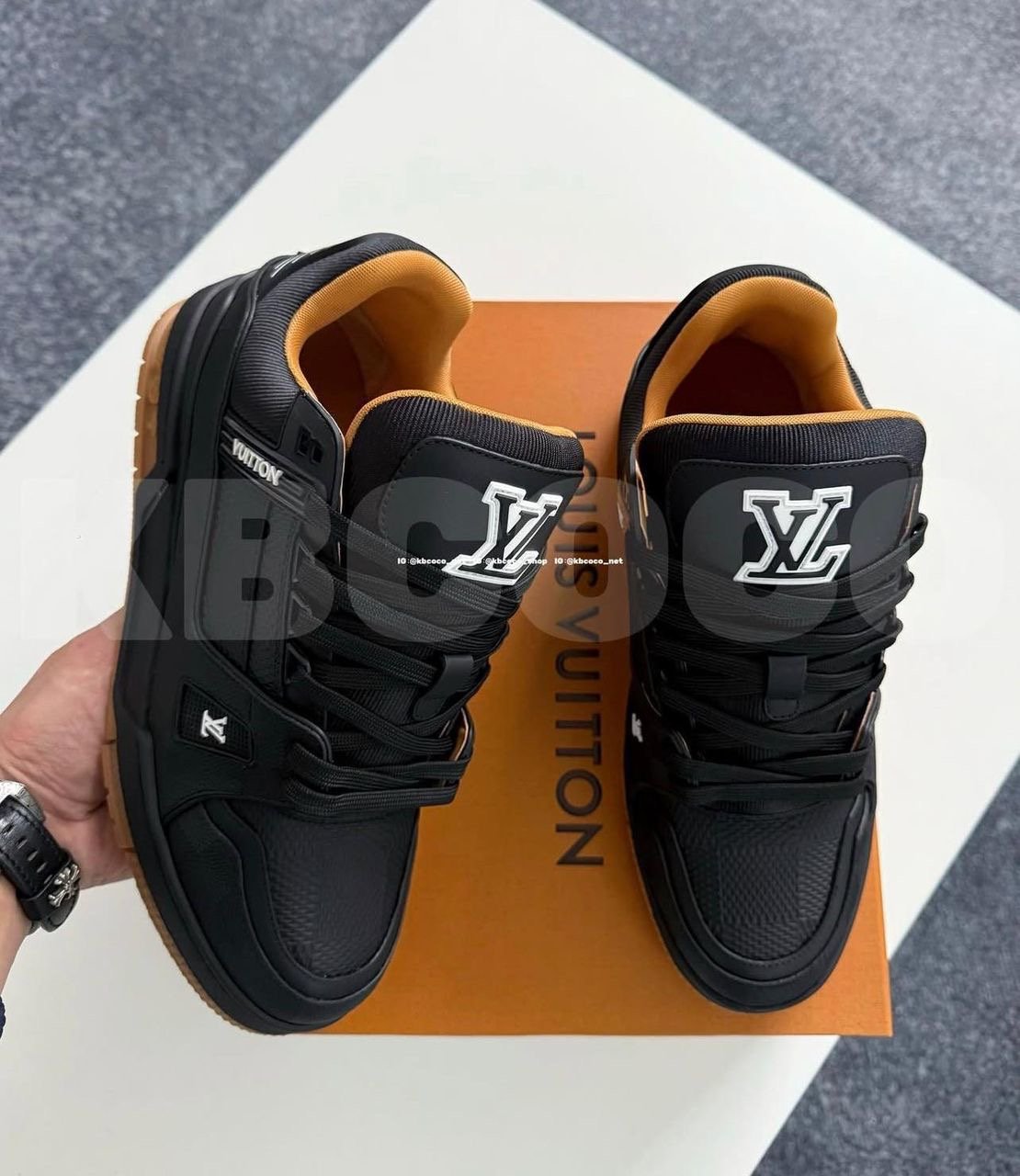 Louis Vuitton Trainers - Image 2
